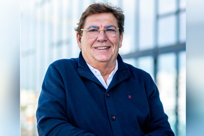 Henrique Jones, Especialista em Ortopedia e Medicina Desportiva, Clínica Ortopédica do Montijo, Hospital da Luz Setúbal Henrique Jones, Especialista em Ortopedia e Medicina Desportiva, Clínica Ortopédica do Montijo, Hospital da Luz Setúbal