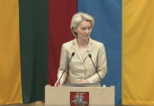 Ursula von der Leyen afirma na Lituânia que quer todos os povos da Europa na União