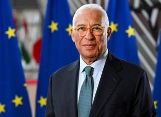 António Costa recebe na Costa do Marfim Prémio da Paz da UNESCO