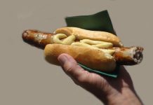 Consumo de alimentos ultraprocessados aumenta risco de AVC em adultos saudáveis de meia-idade
