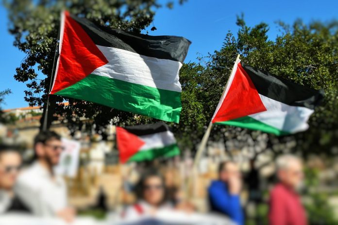 Declaração de 14 países condena expansão de assentamentos israelitas na Cisjordânia