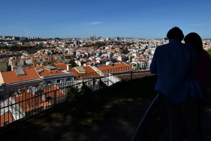 Autarcas europeus exigem à Comissão Europeia medidas urgentes na habitação