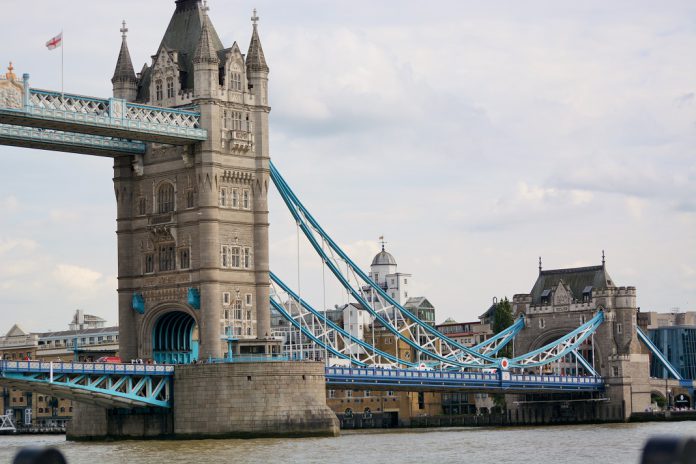 Reino Unido pretende atrair cientistas de Espanha e Alemanha no âmbito do Programa Horizonte Europa