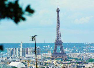Repressão violenta contra movimento estudantil em França é condenada por organizações dos direitos humanos