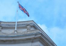 Reino Unido faz acordo para produção de helicópteros médios com a empresa Leonardo UK no valor de mais de mil milhões de euros