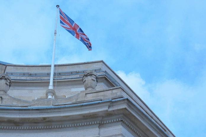 Reino Unido faz acordo para produção de helicópteros médios com a empresa Leonardo UK no valor de mais de mil milhões de euros