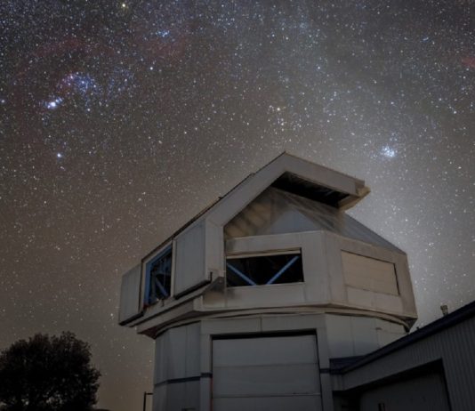 Espectrógrafo de alta precisão ajuda a confirmar descoberta de planeta