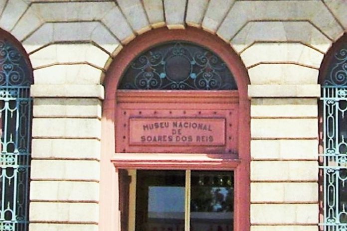 Exposição de Céu Guarda “Ver sem pressa o que não me pertence” no Museu Nacional Soares dos Reis Exposição de Céu Guarda “Ver sem pressa o que não me pertence” no Museu Nacional Soares dos Reis