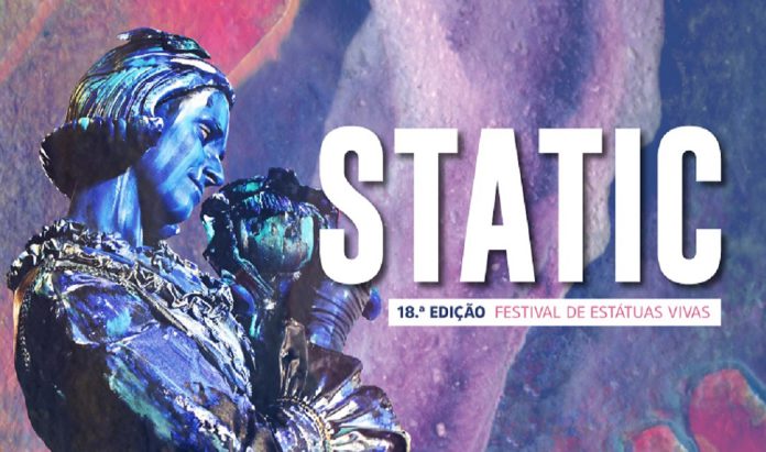 Estátuas vivas no festival Static de Santa Cruz em Torres Vedras