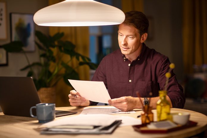 Importância da Iluminação na saúde da visão em ambientes de Trabalho e de Estudo