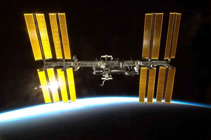 Número de objetos em órbita no espaço aumenta em setembro para 31.516 Número de objetos em órbita no espaço aumenta em setembro para 31.516