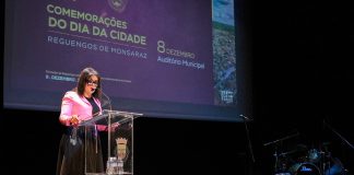 Reguengos de Monsaraz comemora 21 anos de cidade com atribuição de medalhas de mérito e atuação de Ivo Soares Quinteto Reguengos de Monsaraz comemora 21 anos de cidade com atribuição de medalhas de mérito e atuação de Ivo Soares Quinteto