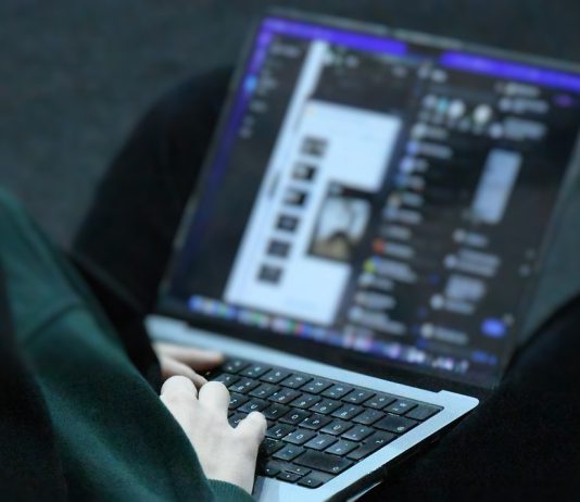 Cibercrime autónomo potenciado por Inteligência Artificial será grande risco para as empresas na próxima década Cibercrime autónomo potenciado por Inteligência Artificial será grande risco para as empresas na próxima década