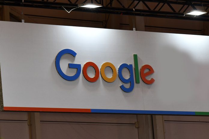 Google multada em 890 milhões de euros por não cumprir com o Regulamento Europeu dos Mercados Digitais Google multada em 890 milhões de euros por não cumprir com o Regulamento Europeu dos Mercados Digitais