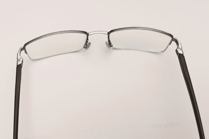 As primeiras lentes de óculos para retardar a progressão da miopia pediátrica são aprovadas nos EUA As primeiras lentes de óculos para retardar a progressão da miopia pediátrica são aprovadas nos EUA