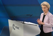 Ursula von der Leyen defende aumento substancial da despesa em defesa e a entrada rápida da Ucrânia na União Europeia