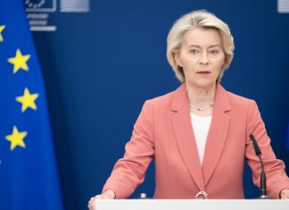 Ursula von der Leyen promete ao Presidente da Ucrânia mais apoio para misseis e drones Ursula von der Leyen promete ao Presidente da Ucrânia mais apoio para mísseis e drones