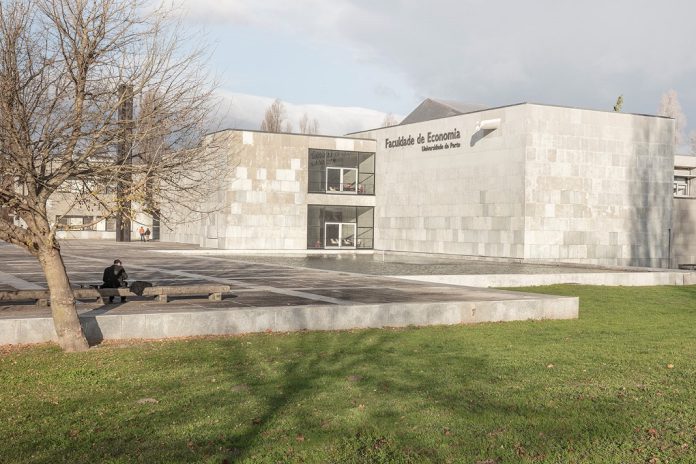 Mestrado em gestão da Faculdade de Economia da Universidade do Porto sobe no ranking do Financial Times Mestrado em gestão da Faculdade de Economia da Universidade do Porto sobe no ranking do Financial Times