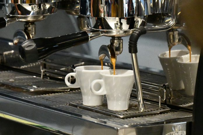 Borras de Café podem ser transformadas em combustível sólido de alta qualidade em segundos