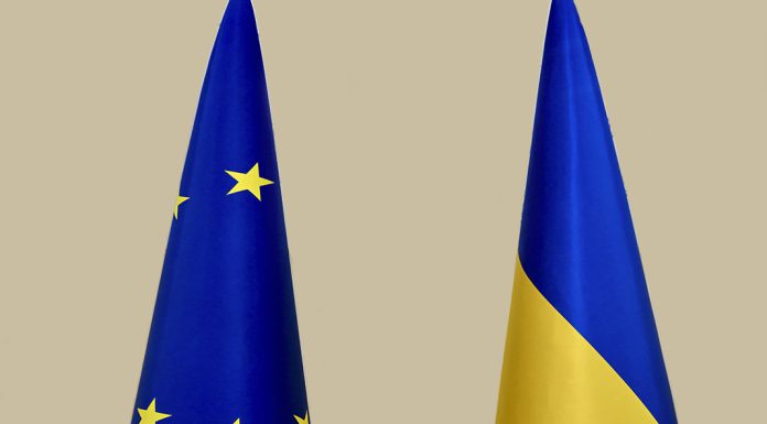 União Europeia a Ucrânia iniciam negociações para adesão sobre mercado interno, competitividade e crescimento inclusivo União Europeia a Ucrânia iniciam negociações para adesão sobre mercado interno, competitividade e crescimento inclusivo