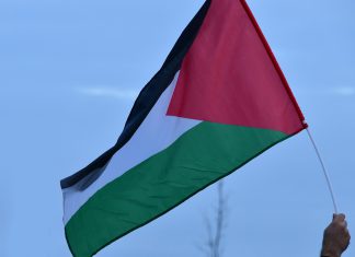 ONU alerta que mais de 900 obstáculos impedem ajuda humanitária a palestinianos ONU alerta que mais de 900 obstáculos impedem ajuda humanitária a palestinianos