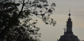 Lisboa encerra vários espaços públicos devido ao mau tempo