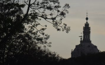 Lisboa encerra vários espaços públicos devido ao mau tempo