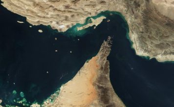 Líderes de quase 40 países assumem contribuir para garantir abertura do Estreito de Ormuz à navegação