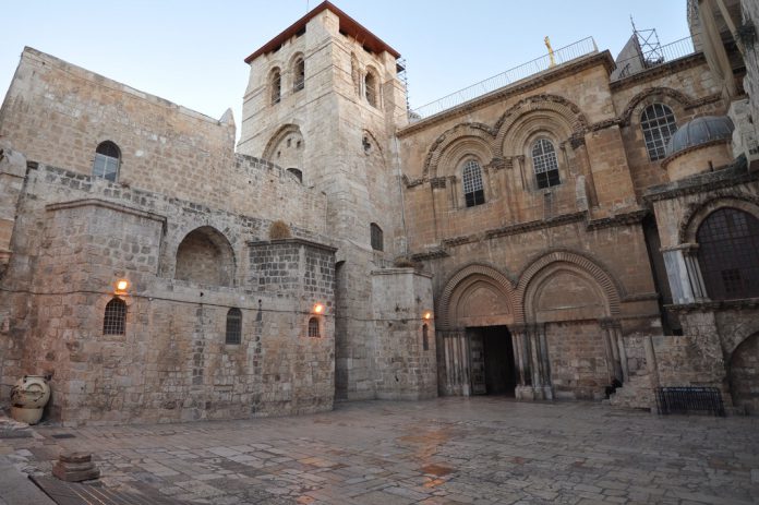 Autoridades israelitas impedem Patriarca Latino de Jerusalém de entrar na Igreja do Santo Sepulcro para celebrar Missa do Domingo de Ramos