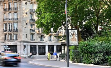 Céline Dion regressa aos palcos: JCDecaux em parceria com Jackie Lombard e AEG Presents realiza a promoção em França e internacionalmente