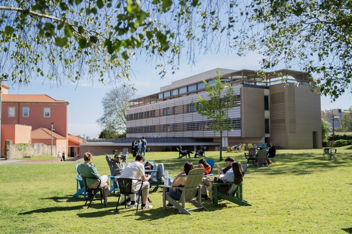 Mestrado em Finanças da Católica Porto Business School sobe no ranking Financial Times 2026 entre os melhores do mundo Mestrado em Finanças da Católica Porto Business School sobe no ranking Financial Times 2026 entre os melhores do mundo