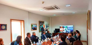 “Conversas de Empresários ao Café” em Valença
