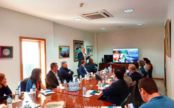 “Conversas de Empresários ao Café” em Valença