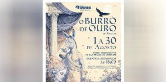 “O Burro de Ouro” no palco do Museu Arqueológico de São Miguel Odrinhas, Sintra, pelo Grupo de Teatro TapaFuros