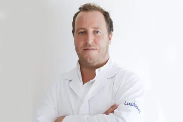 Lino Vieira da Fonseca, Neurocirurgião do Centro de Responsabilidade Integrada (CRI) da Coluna, ULS São José, Lusíadas Saúde, membro da direção da Sociedade Portuguesa de Patologia da Coluna Vertebral (SPPCV)