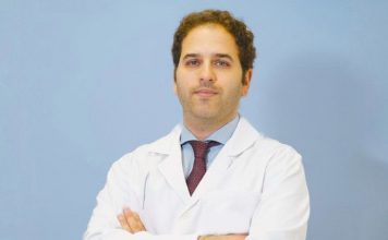 Mergulhos mal calculados: um segundo que pode mudar uma vida Miguel Relvas Silva, Ortopedista no Serviço de Ortopedia da ULS São João e nas Unidades CUF Arrifana de Sousa, Professor na Faculdade de Medicina da Universidade do Porto