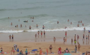 Pressão estética pode afetar os jovens no verão quando aumenta a exposição do corpo Pressão estética pode afetar os jovens no verão quando aumenta a exposição do corpo