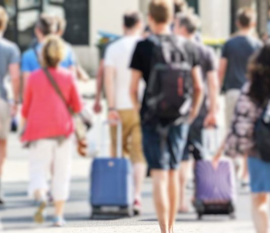 Dados da operadora NOS mostram maior crescimento percentual de pessoas no norte do pais no verão Dados da operadora NOS mostram maior crescimento percentual de pessoas no norte do pais no verão
