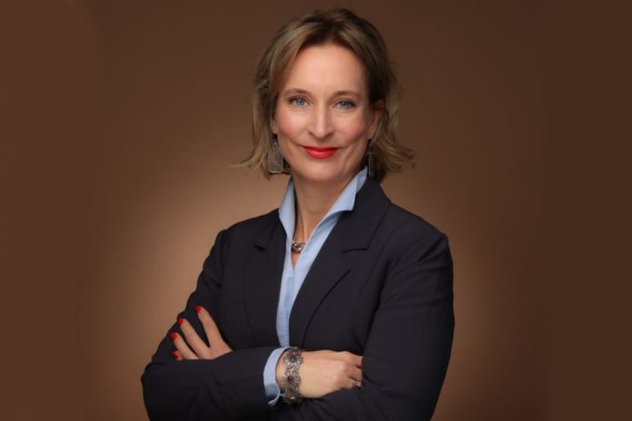 Cornelia Taylor é nova chefe da Missão de Aconselhamento da União Europeia na Ucrânia Cornelia Taylor é nova chefe da Missão de Aconselhamento da União Europeia na Ucrânia