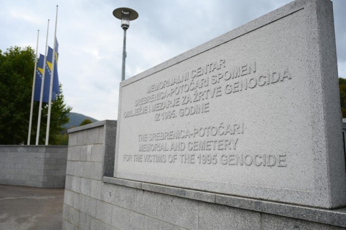 Genocídio de Srebrenica é dos episódios mais negros da história da Europa