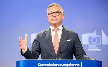 Comissário Europeu para os Assuntos Internos discute na Croácia migração e segurança Comissário Europeu para os Assuntos Internos discute na Croácia a migração e segurança