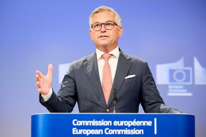 Comissário Europeu para os Assuntos Internos discute na Croácia a migração e segurança