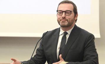Pedro Nuno Teixeira eleito para Reitor da Universidade do Porto Pedro Nuno Teixeira eleito para Reitor da Universidade do Porto