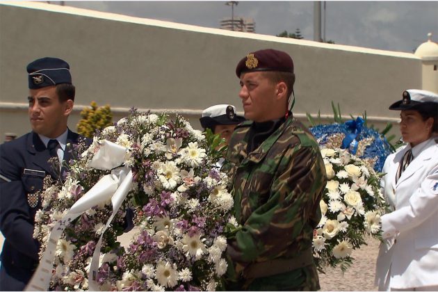 Homenagem aos soldados mortos em defesa da Nação